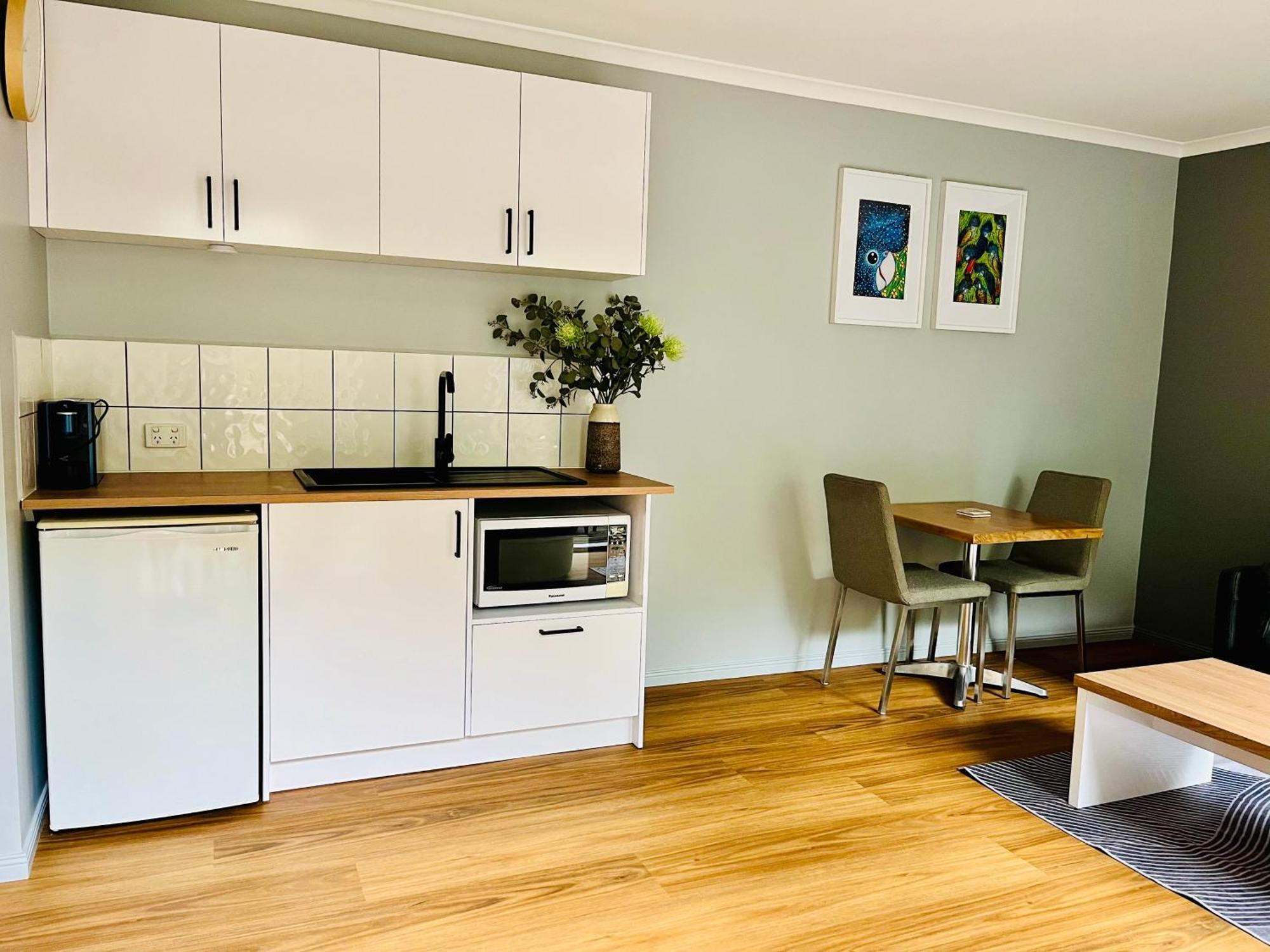 Marengo Beach Studios- Pet Friendly Экстерьер фото