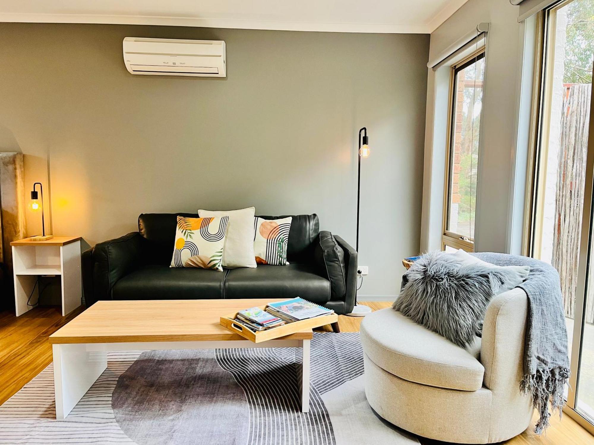 Marengo Beach Studios- Pet Friendly Экстерьер фото