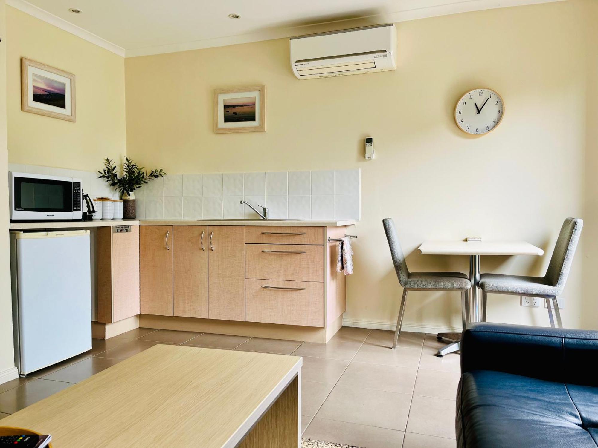 Marengo Beach Studios- Pet Friendly Экстерьер фото